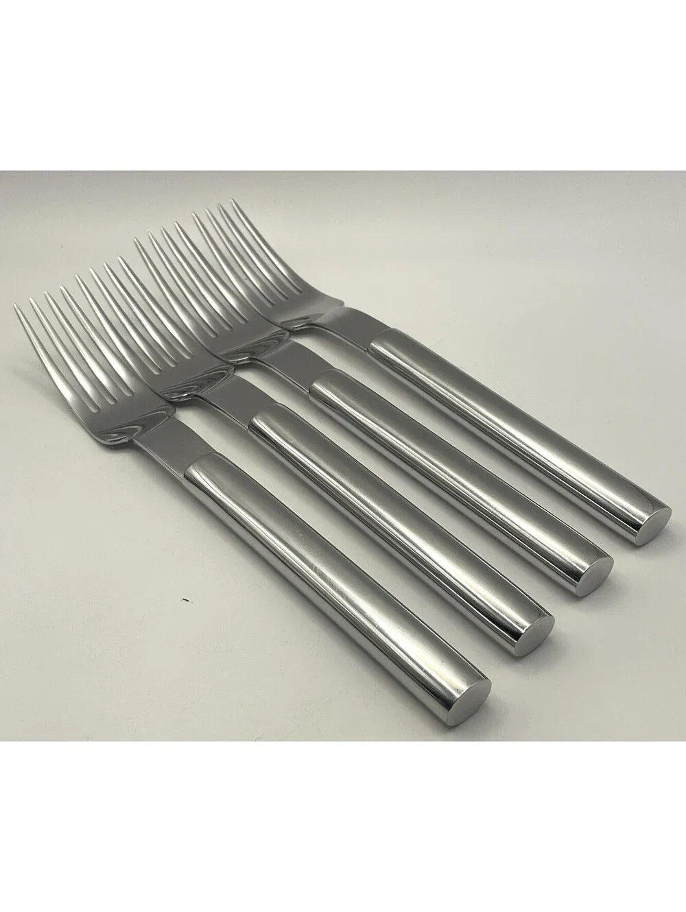 (4) Boda Nova OVAL STEEL 18-8 Stainless Korea Dinner Fork Lot ~ 7 5/8”